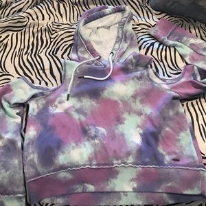 Hollister sweat shirt!